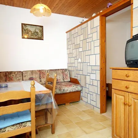 Apartments By The Sea Cove Vrbovica Bay - Vrbovica * Zrnovo