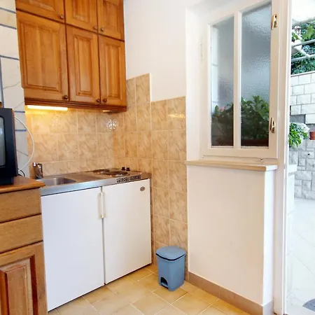 Apartment Apartments By The Sea Cove Vrbovica Bay - Vrbovica *