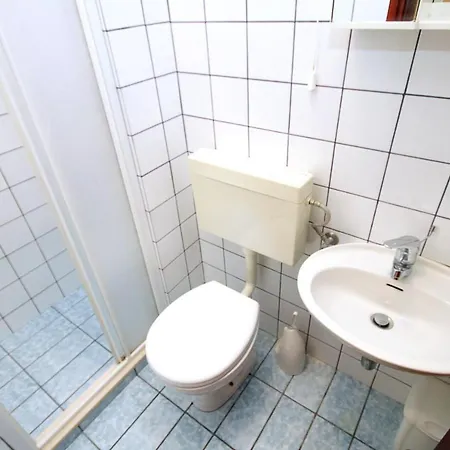 Apartment Apartments By The Sea Cove Vrbovica Bay - Vrbovica
